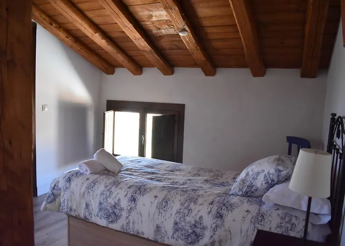 Tierras De * Aguilera